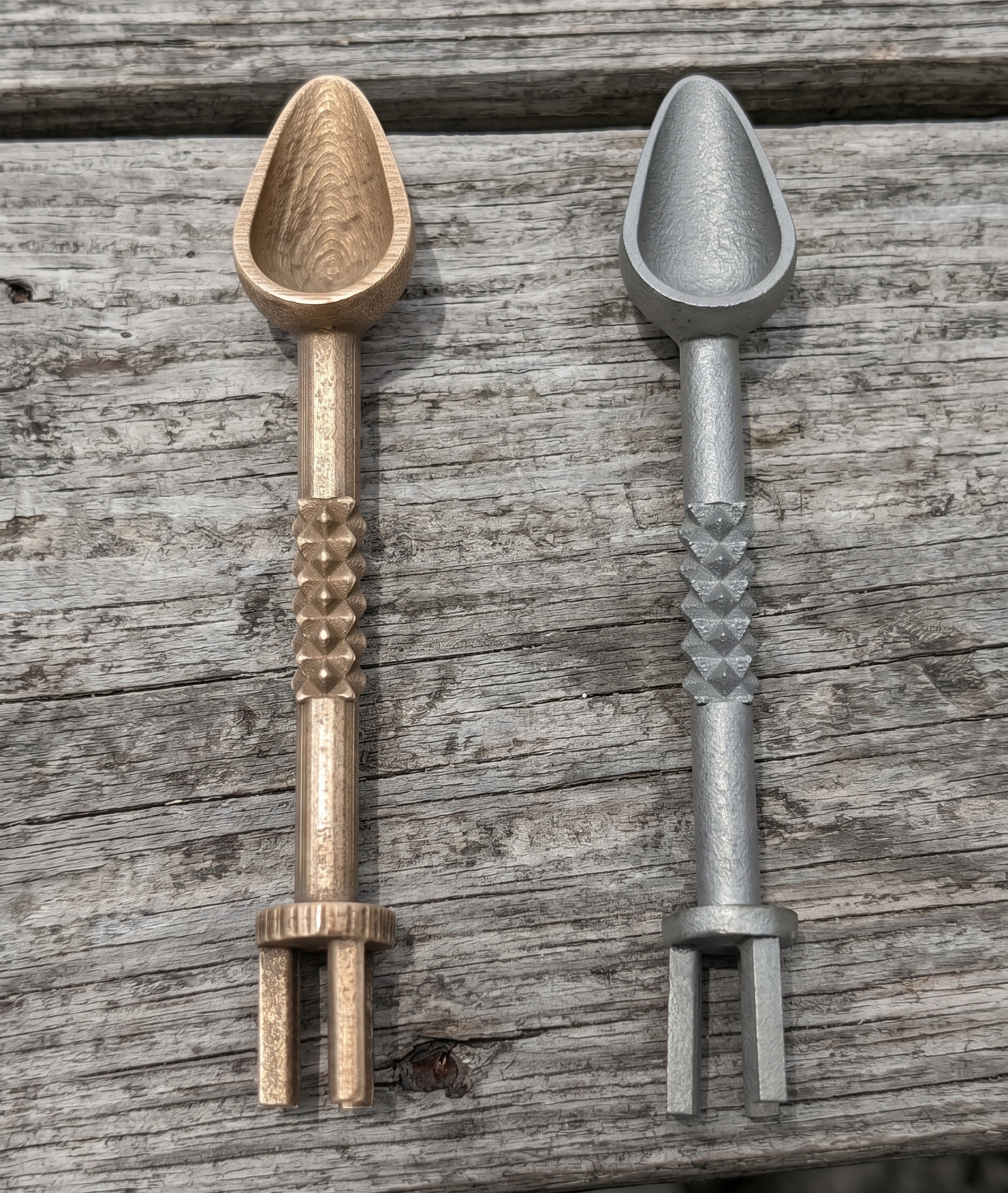 Original 420 alloy steel scoop-n-stir vs new 316 version